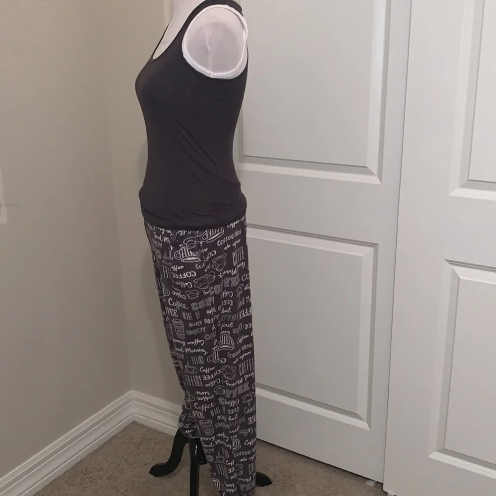 SUPER CUTE COFFEE THEMED SIZE SMALL 3-PIECE MATCHING OUTFIT
